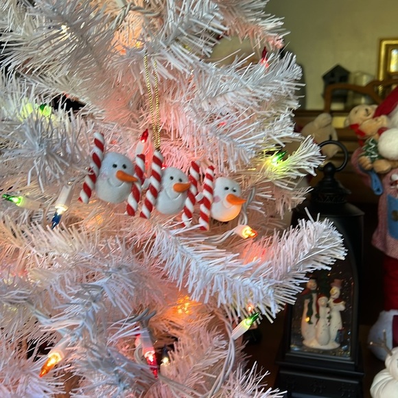 ❤️ Snowman Peppermint Stick Ornament BUY ONE GET ONE FREE - Picture 4 of 5